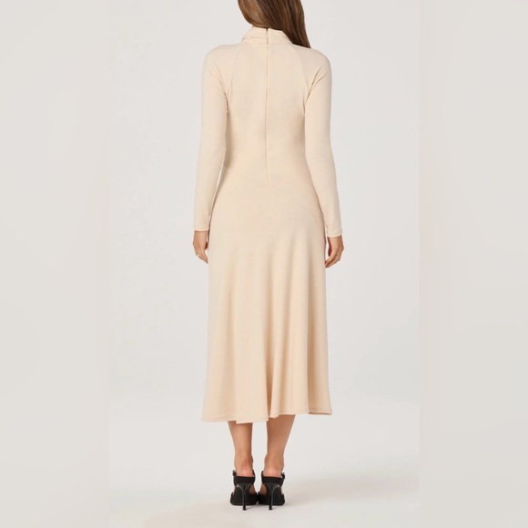 62. Astr the label $99 Long Sleeve Mock Neck Dress in cream - Picture 3 of 4